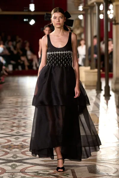 Look 42